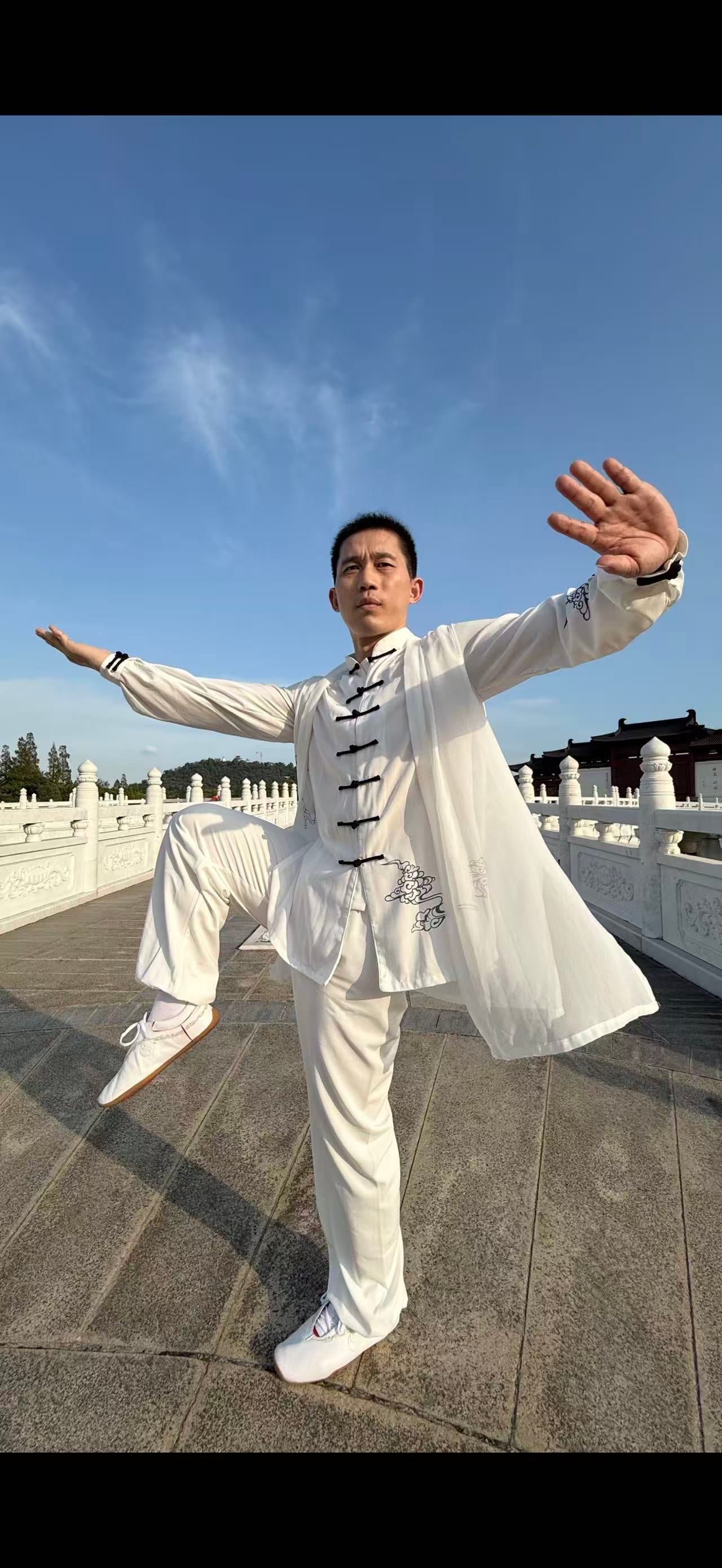 10-Minute Baduanjin Tai Chi Wellness Practice